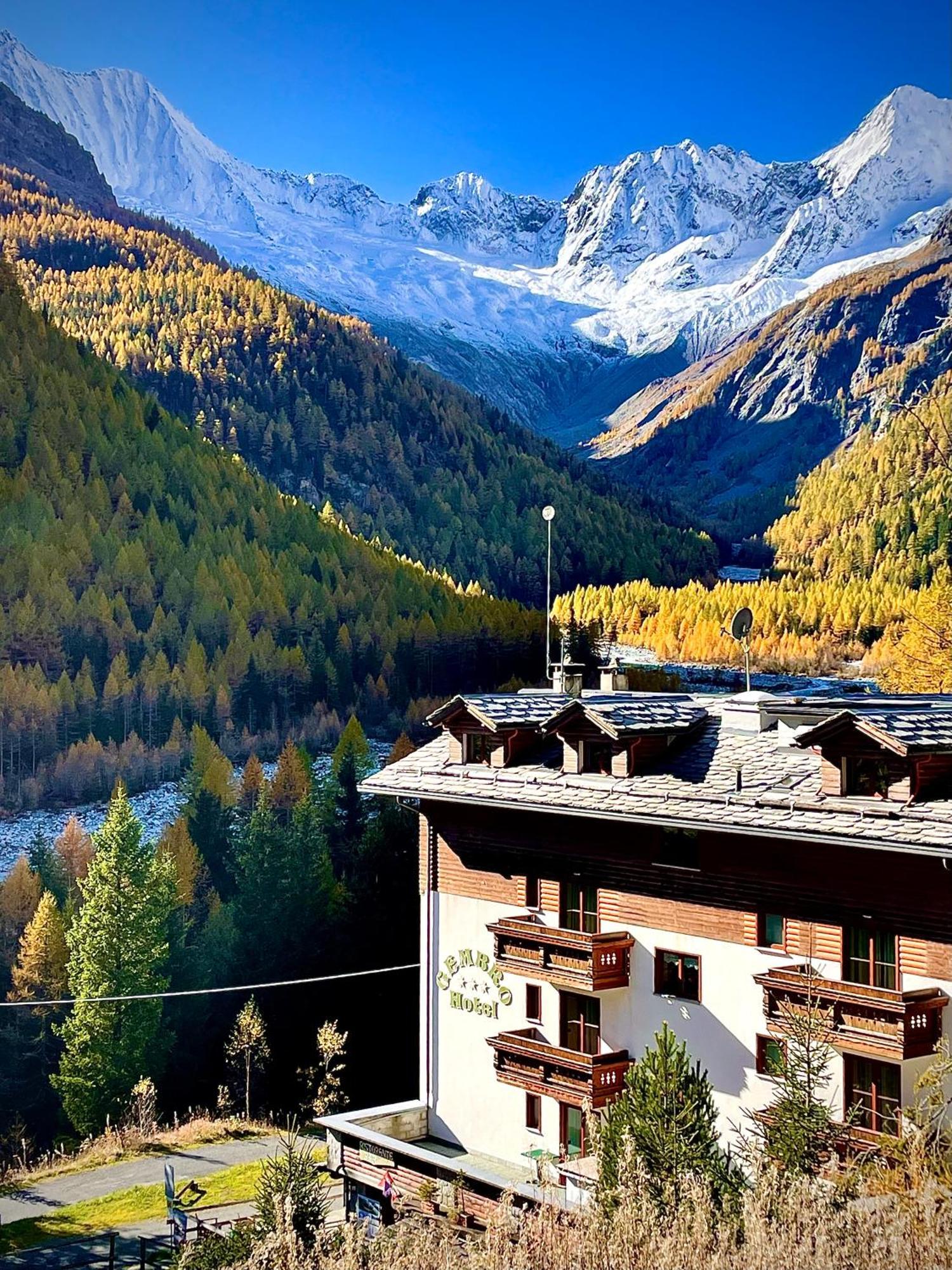 Hotel Gembro Chiesa in Valmalenco Extérieur photo