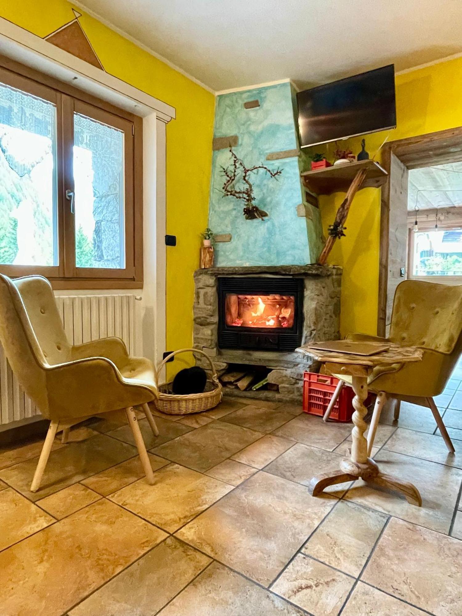 Hotel Gembro Chiesa in Valmalenco Extérieur photo