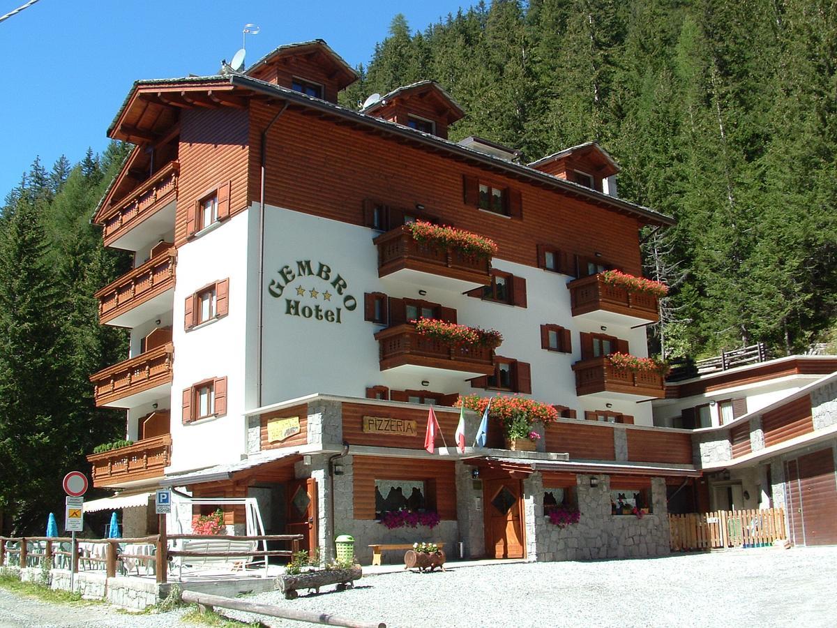 Hotel Gembro Chiesa in Valmalenco Extérieur photo