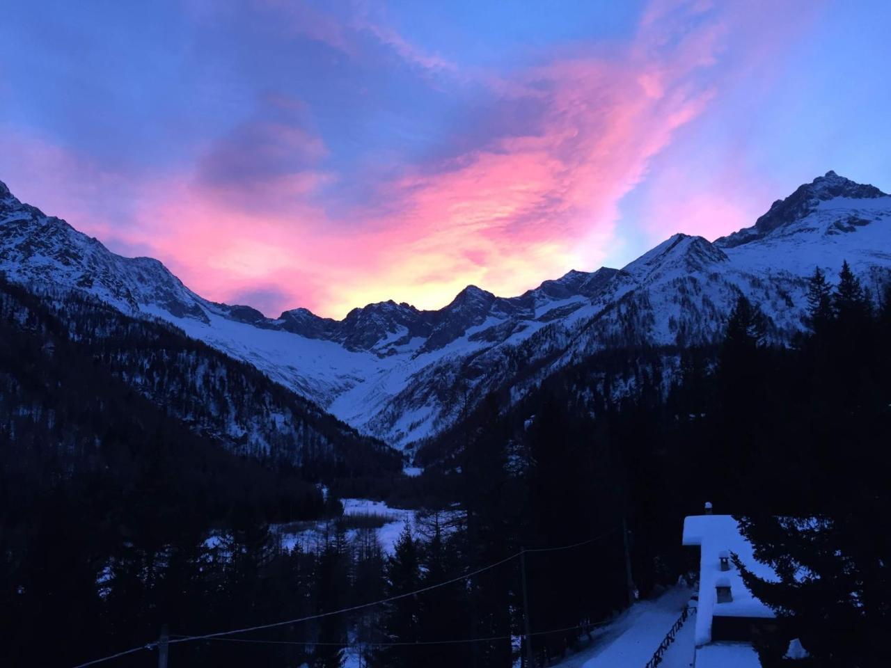 Hotel Gembro Chiesa in Valmalenco Extérieur photo