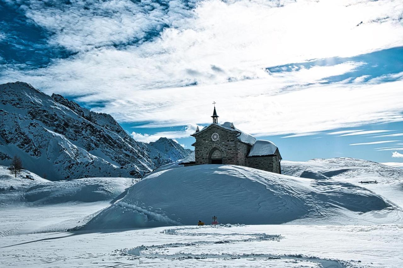 Hotel Gembro Chiesa in Valmalenco Extérieur photo