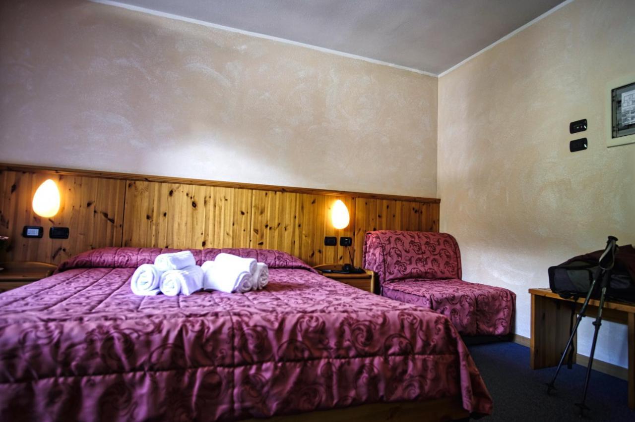 Hotel Gembro Chiesa in Valmalenco Extérieur photo
